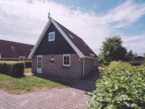 Houses and group room, close to nature reserve